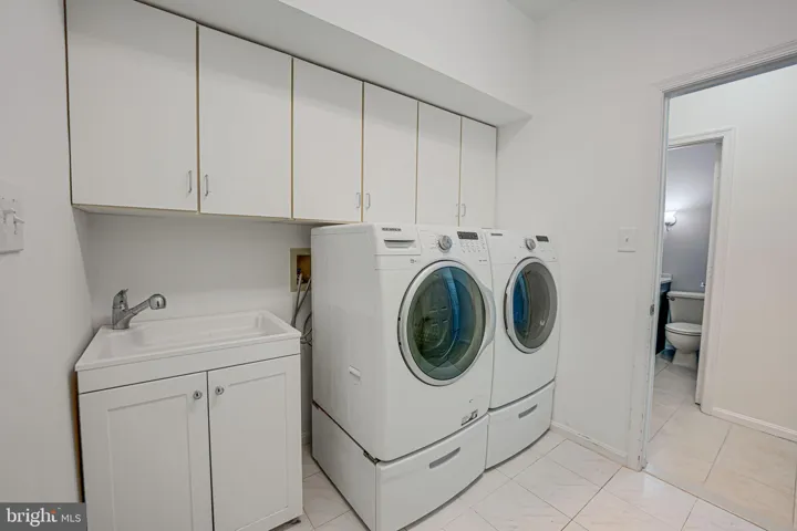 8619 Oak Brook Ln, fairfax Station, va, 22039, fairfax