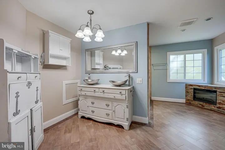 8619 Oak Brook Ln, fairfax Station, va, 22039, fairfax