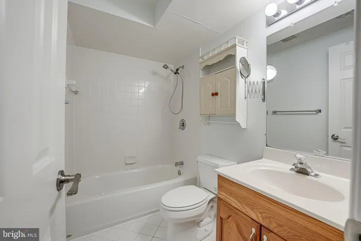 8619 Oak Brook Ln, fairfax Station, va, 22039, fairfax