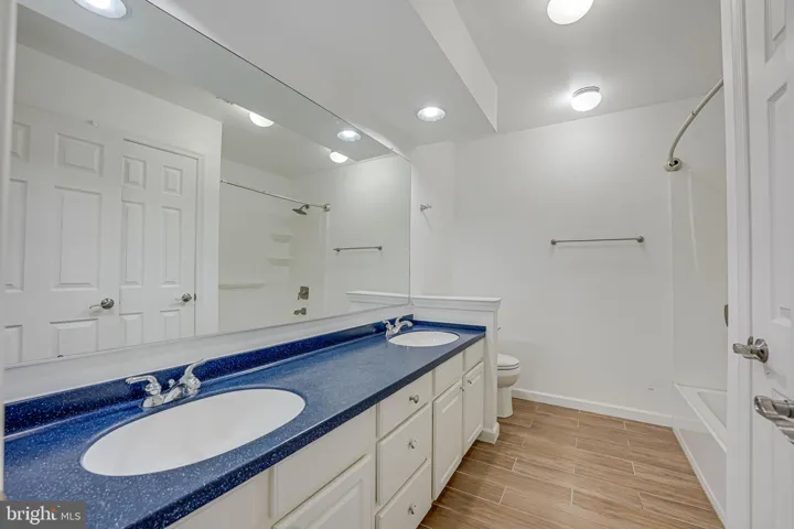 8619 Oak Brook Ln, fairfax Station, va, 22039, fairfax