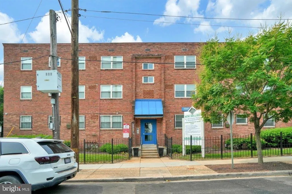 2900 POMEROY, Washington, DC 20020