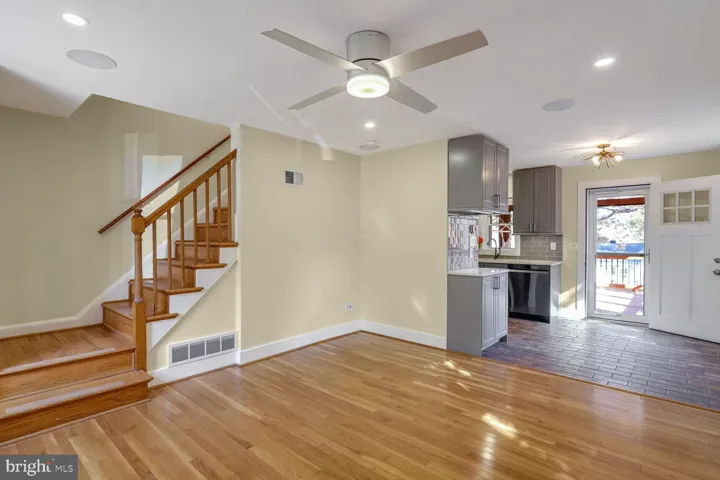 2204 Huntington Ave, alexandria, va, 22303, fairfax
