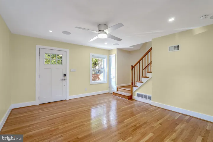 2204 Huntington Ave, alexandria, va, 22303, fairfax