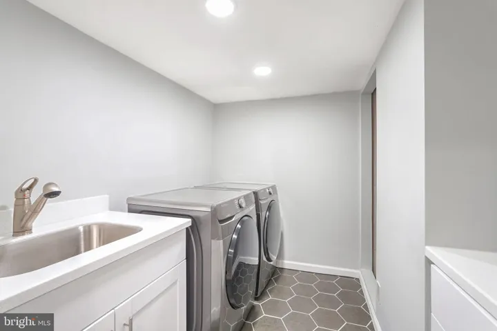 3384 Ardley Ct, falls Church, va, 22041, fairfax