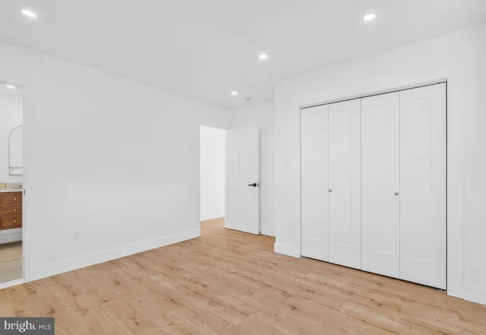 6810 Weaver Ave, mclean, va, 22101, fairfax
