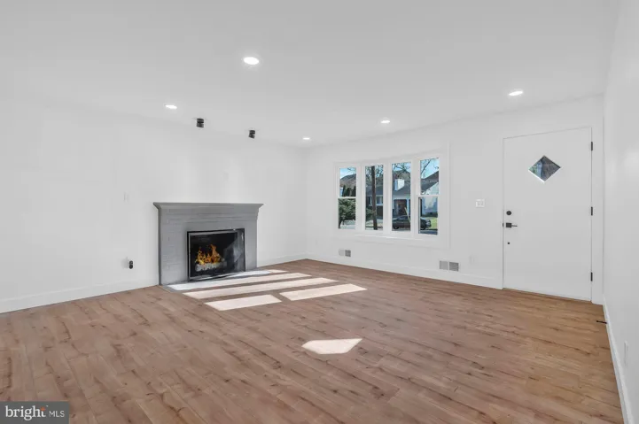 6810 Weaver Ave, mclean, va, 22101, fairfax