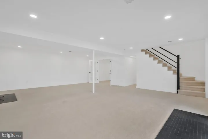 6810 Weaver Ave, mclean, va, 22101, fairfax