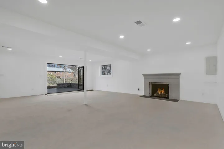 6810 Weaver Ave, mclean, va, 22101, fairfax