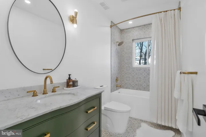 6810 Weaver Ave, mclean, va, 22101, fairfax