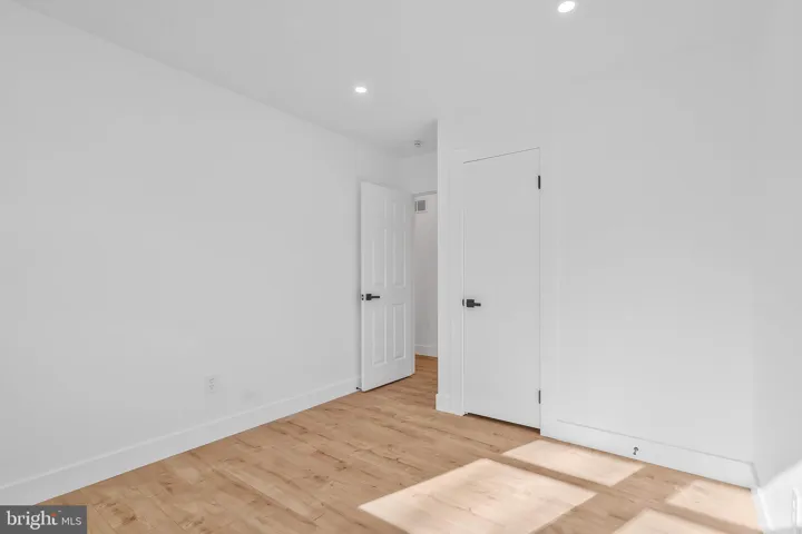6810 Weaver Ave, mclean, va, 22101, fairfax