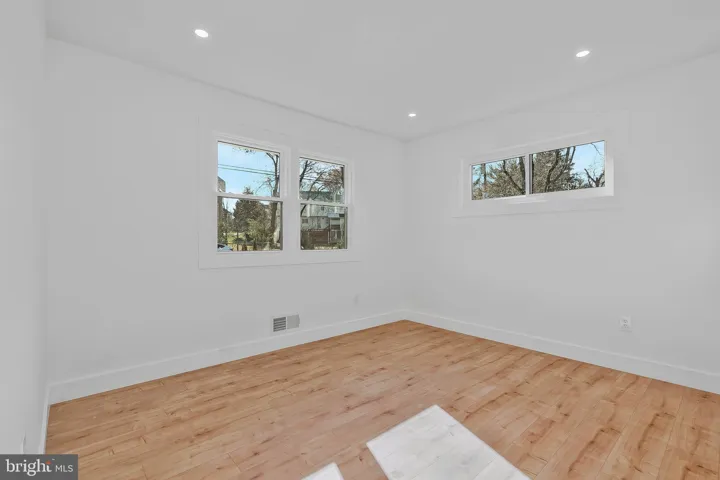 6810 Weaver Ave, mclean, va, 22101, fairfax
