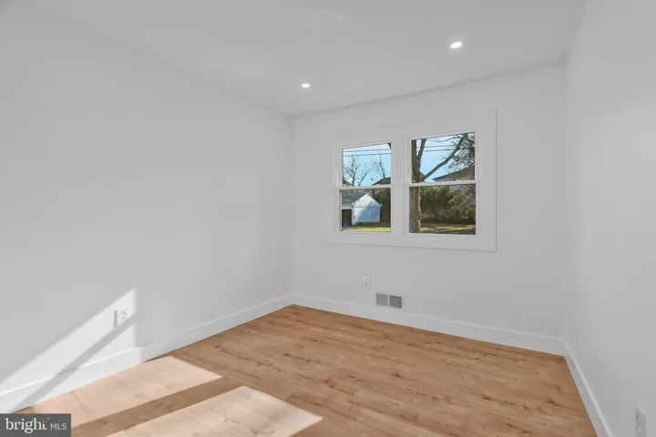 6810 Weaver Ave, mclean, va, 22101, fairfax