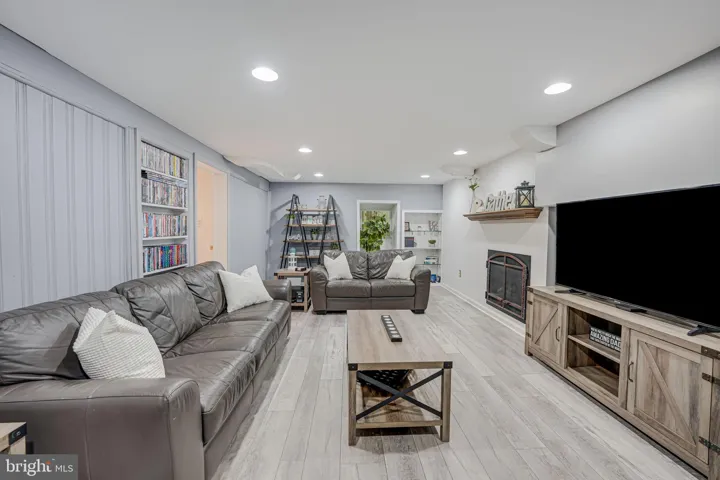 4936 14th St S, arlington, va, 22204, arlington