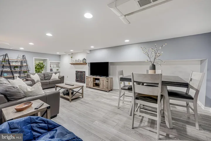 4936 14th St S, arlington, va, 22204, arlington