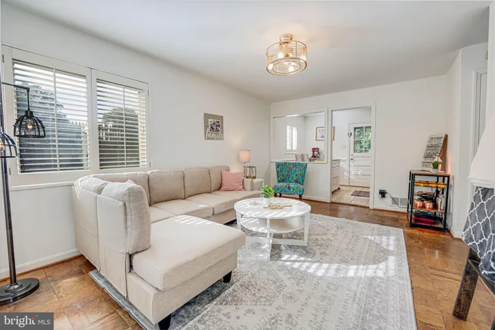4936 14th St S, arlington, va, 22204, arlington