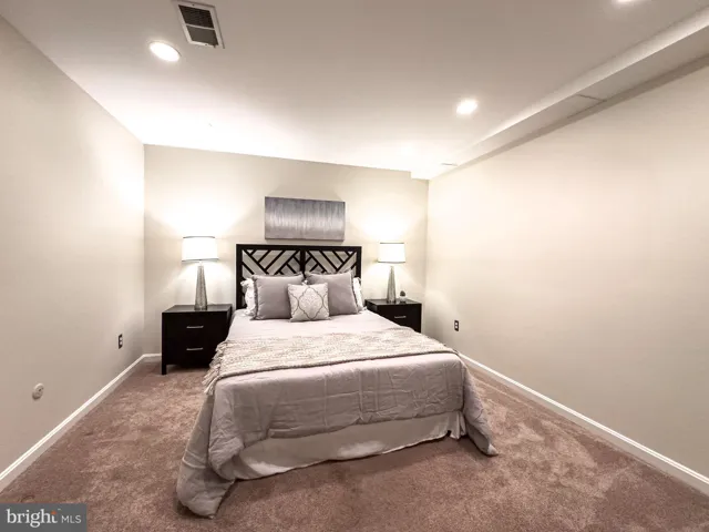 6367 12th Pl N, arlington, va, 22205, arlington