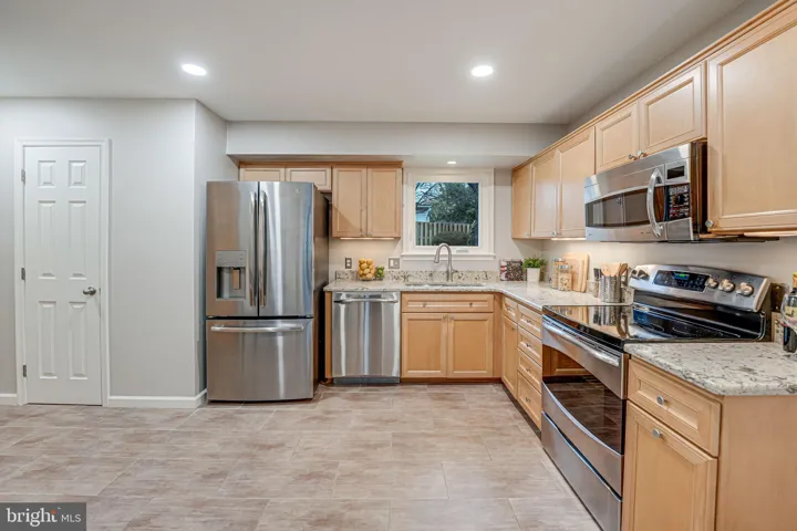 6367 12th Pl N, arlington, va, 22205, arlington