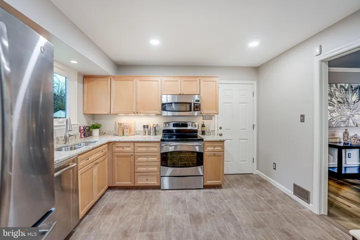 6367 12th Pl N, arlington, va, 22205, arlington