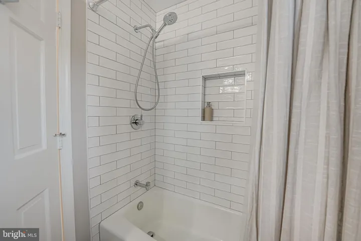 6367 12th Pl N, arlington, va, 22205, arlington