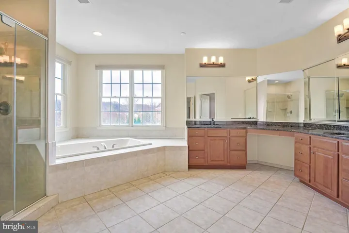 10613 Rivers Bend Ln, potomac, md, 20854, montgomery