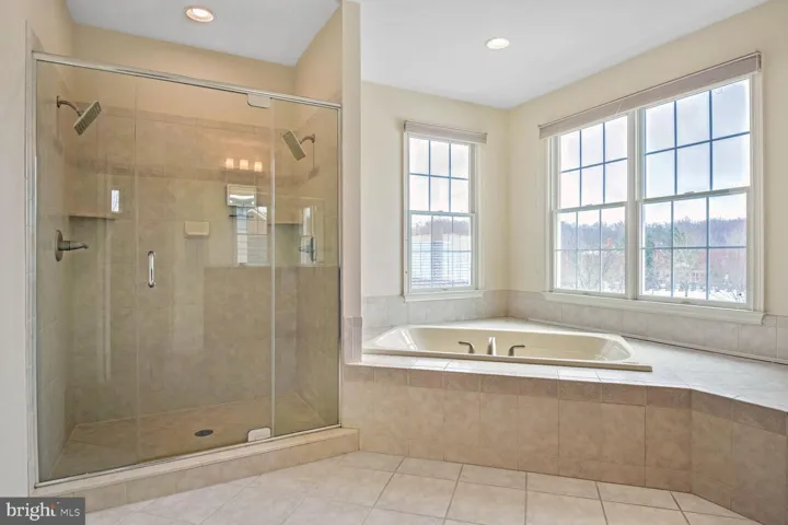 10613 Rivers Bend Ln, potomac, md, 20854, montgomery