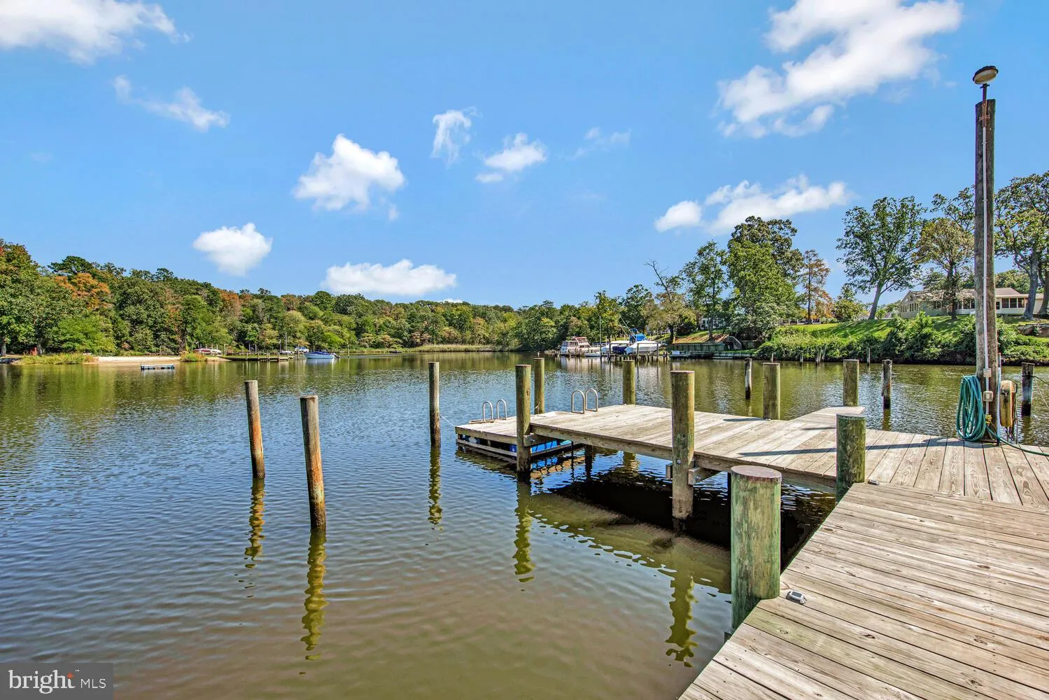 333 STURTONS LANE, Pasadena, MD 21122