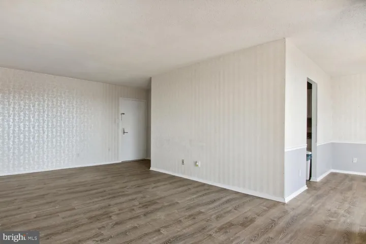 2300 Pimmit Dr #1116, falls Church, va, 22043, fairfax