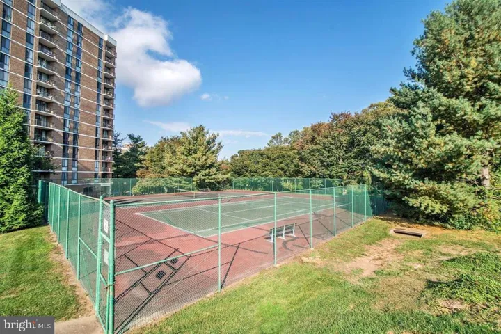 2300 Pimmit Dr #1116, falls Church, va, 22043, fairfax