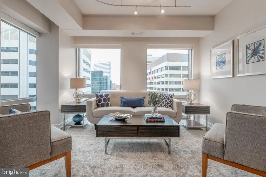 1111 19TH STREET, Arlington, VA 22209