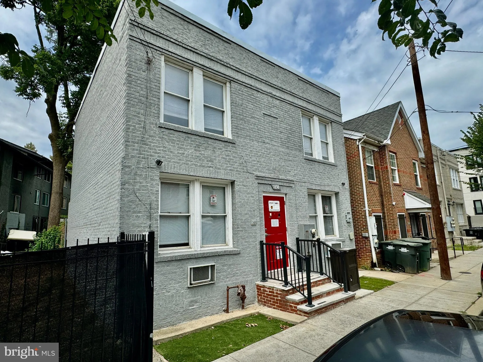 1858 KENDALL STREET, Washington, DC 20002