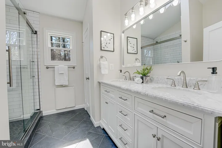 605 S Spring S, falls Church, va, 22046, falls Church City