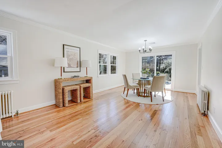 605 S Spring S, falls Church, va, 22046, falls Church City