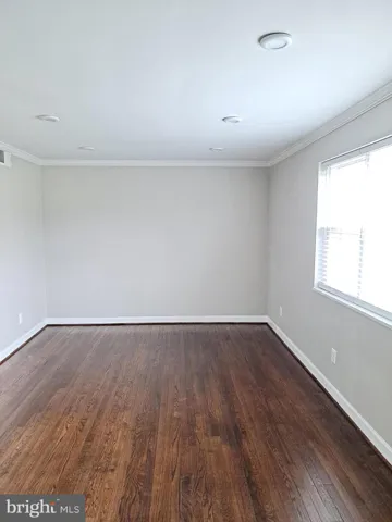 3063 Patrick Henry Dr #102, falls Church, va, 22044, fairfax