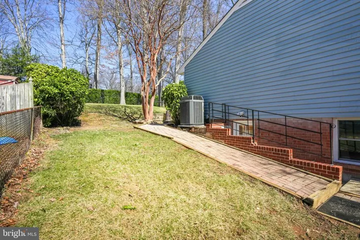 5527 Queensberry Ave, Springfield, Virginia 22151