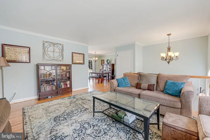5527 Queensberry Ave, Springfield, Virginia 22151