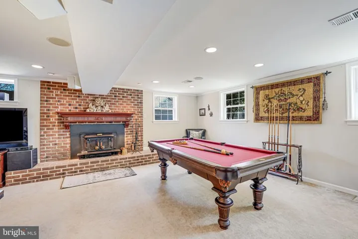 5527 Queensberry Ave, Springfield, Virginia 22151