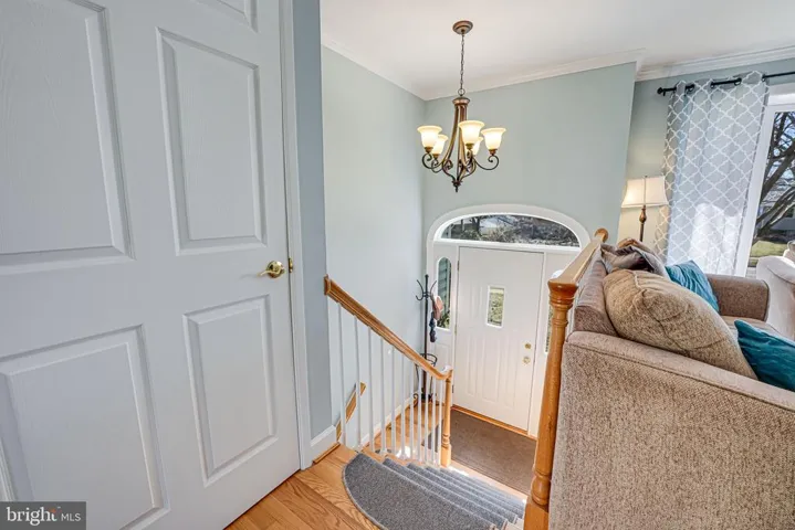 5527 Queensberry Ave, Springfield, Virginia 22151