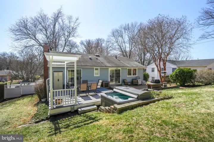 5527 Queensberry Ave, Springfield, Virginia 22151