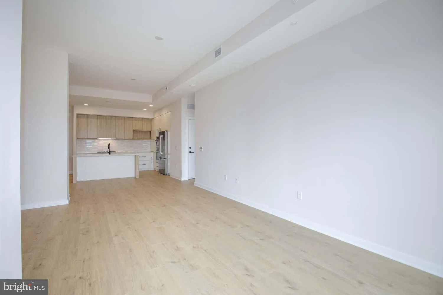 255 W. FALLS STATION BOULEVARD, Falls Church, VA 22046