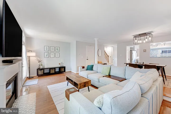 6911 Kerrywood Cir, centreville, va, 20121, fairfax