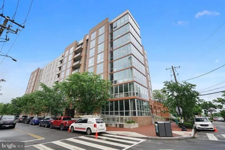 88 V STREET, Washington, DC 20024