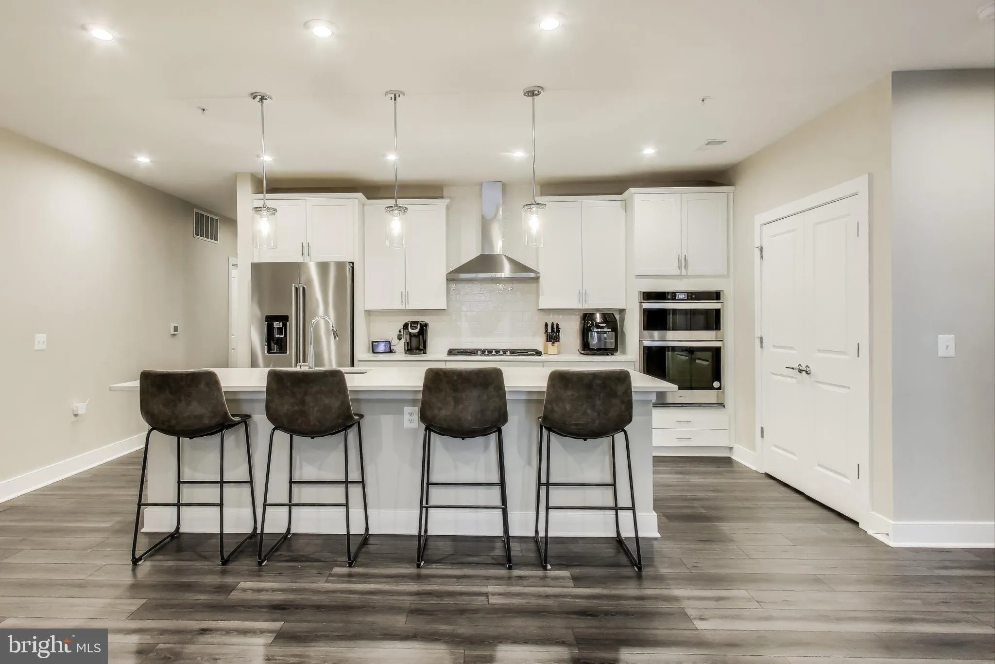 100 SAINT IVES PLACE, Oxon Hill, MD 20745