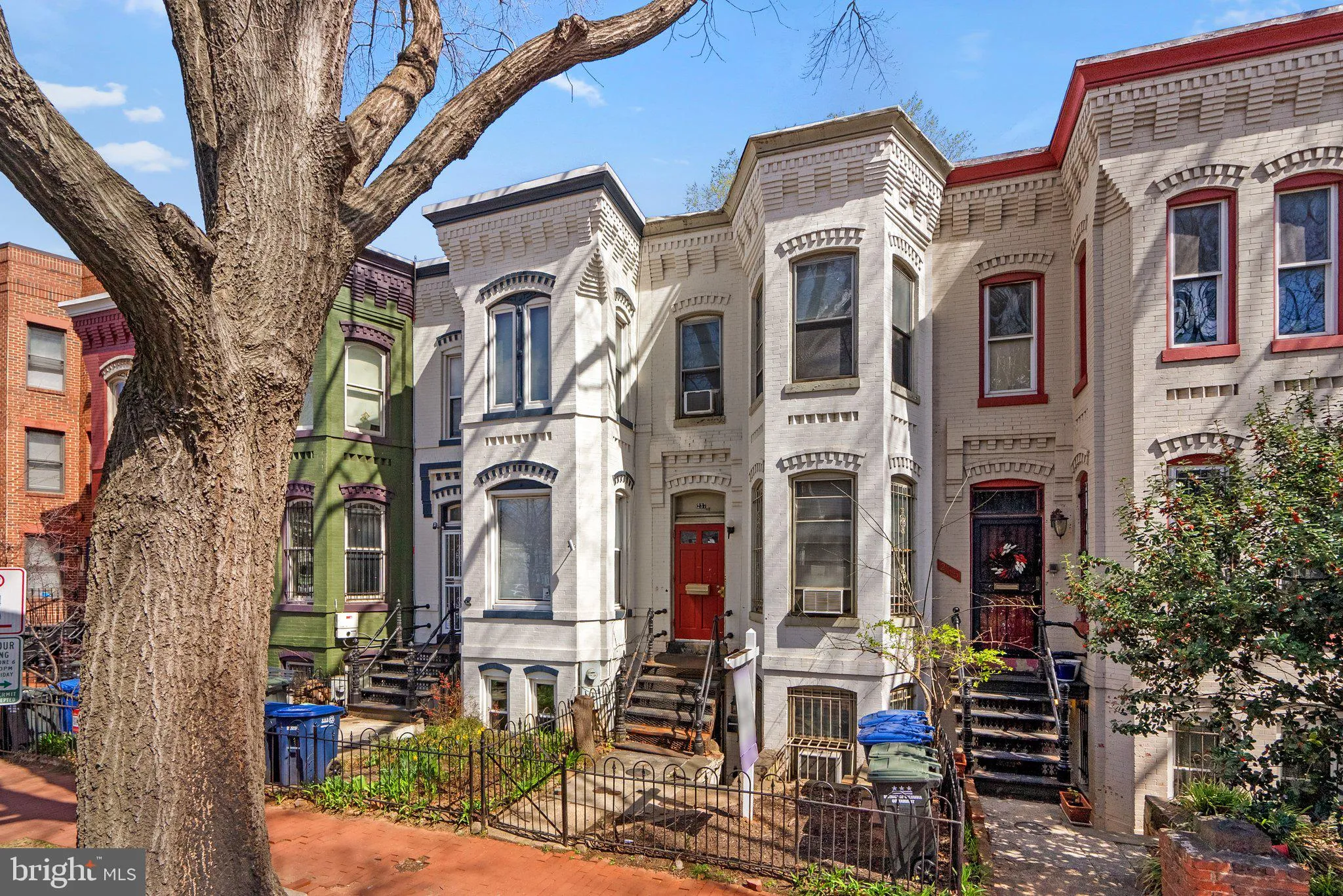 237 8TH STREET, Washington, DC 20002