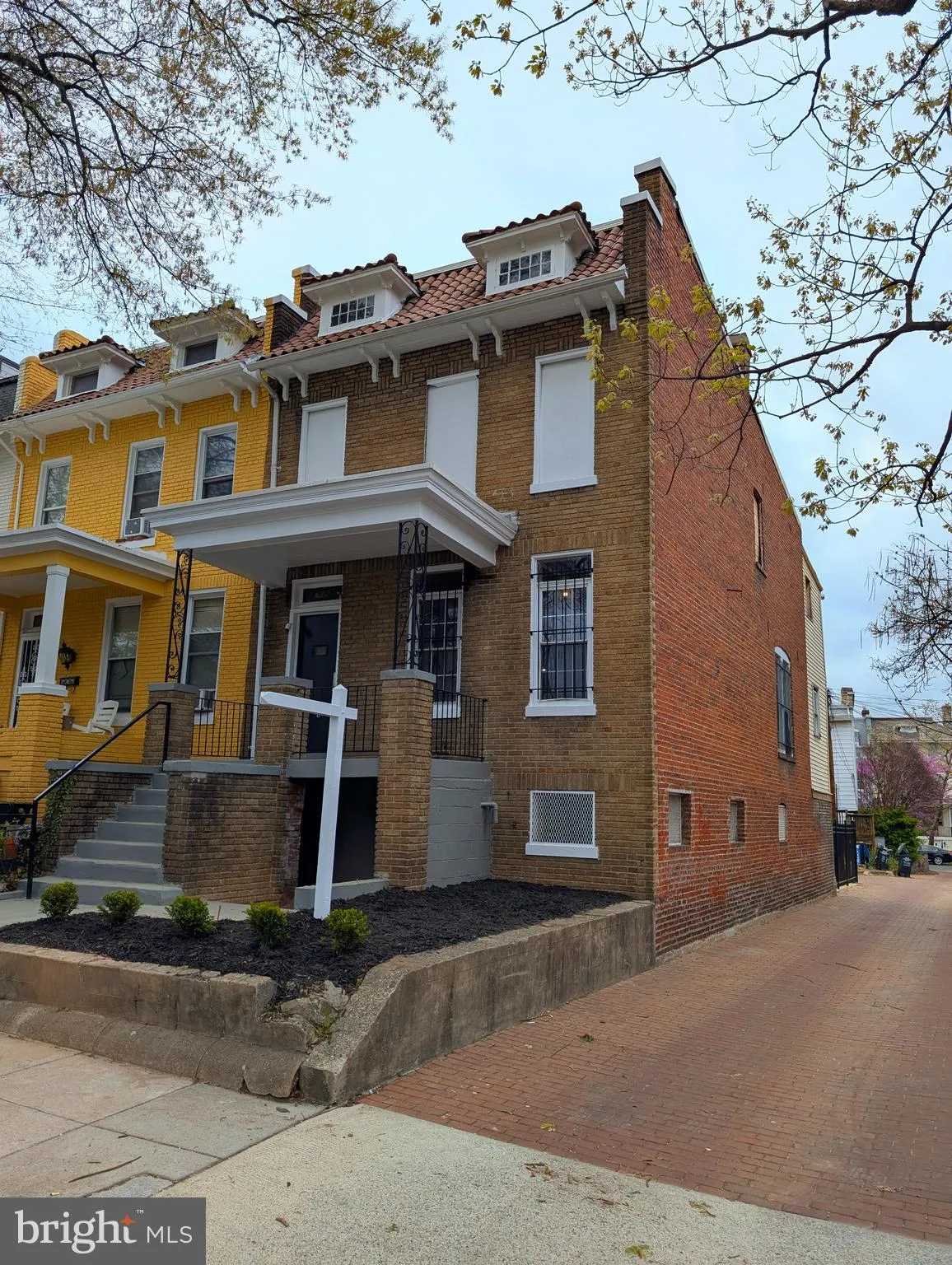 709 PRINCETON PLACE, Washington, DC 20010