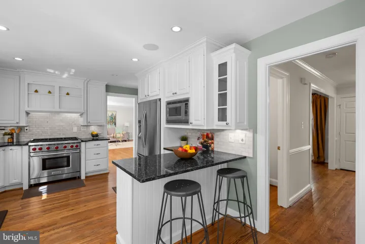 3106 Russell Rd, alexandria, va, 22305, alexandria City
