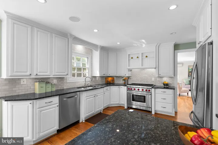 3106 Russell Rd, alexandria, va, 22305, alexandria City