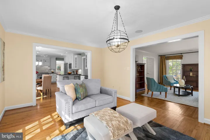 3106 Russell Rd, alexandria, va, 22305, alexandria City