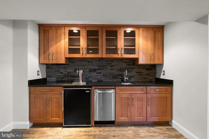 3106 Russell Rd, alexandria, va, 22305, alexandria City