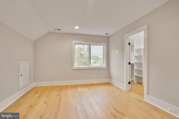 512 S Spring St, falls Church, va, 22046, falls Church City