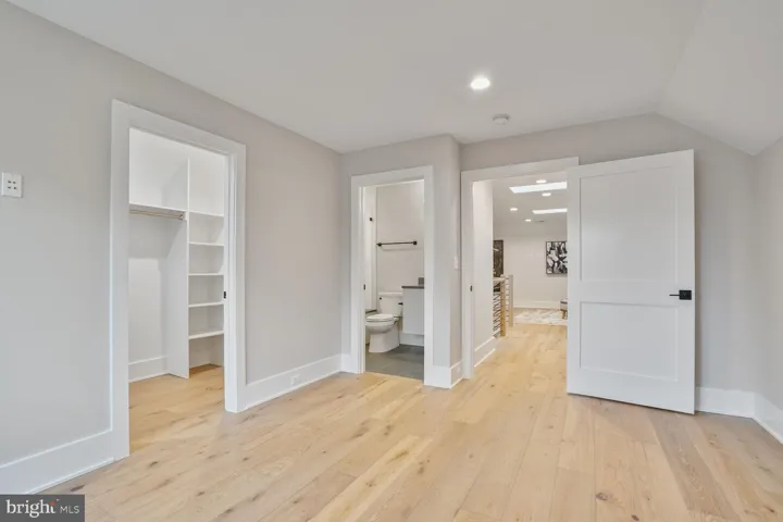 512 S Spring St, falls Church, va, 22046, falls Church City